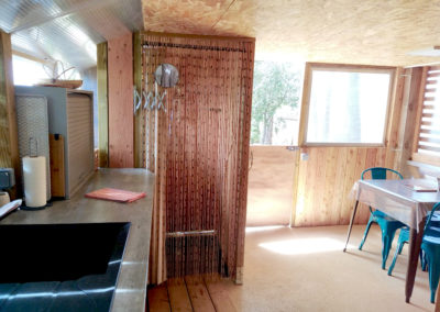 Espace de vie Cabane du Ventoux - Cuisine - douche