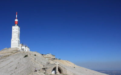 Levé de soleil au sommet du Ventoux